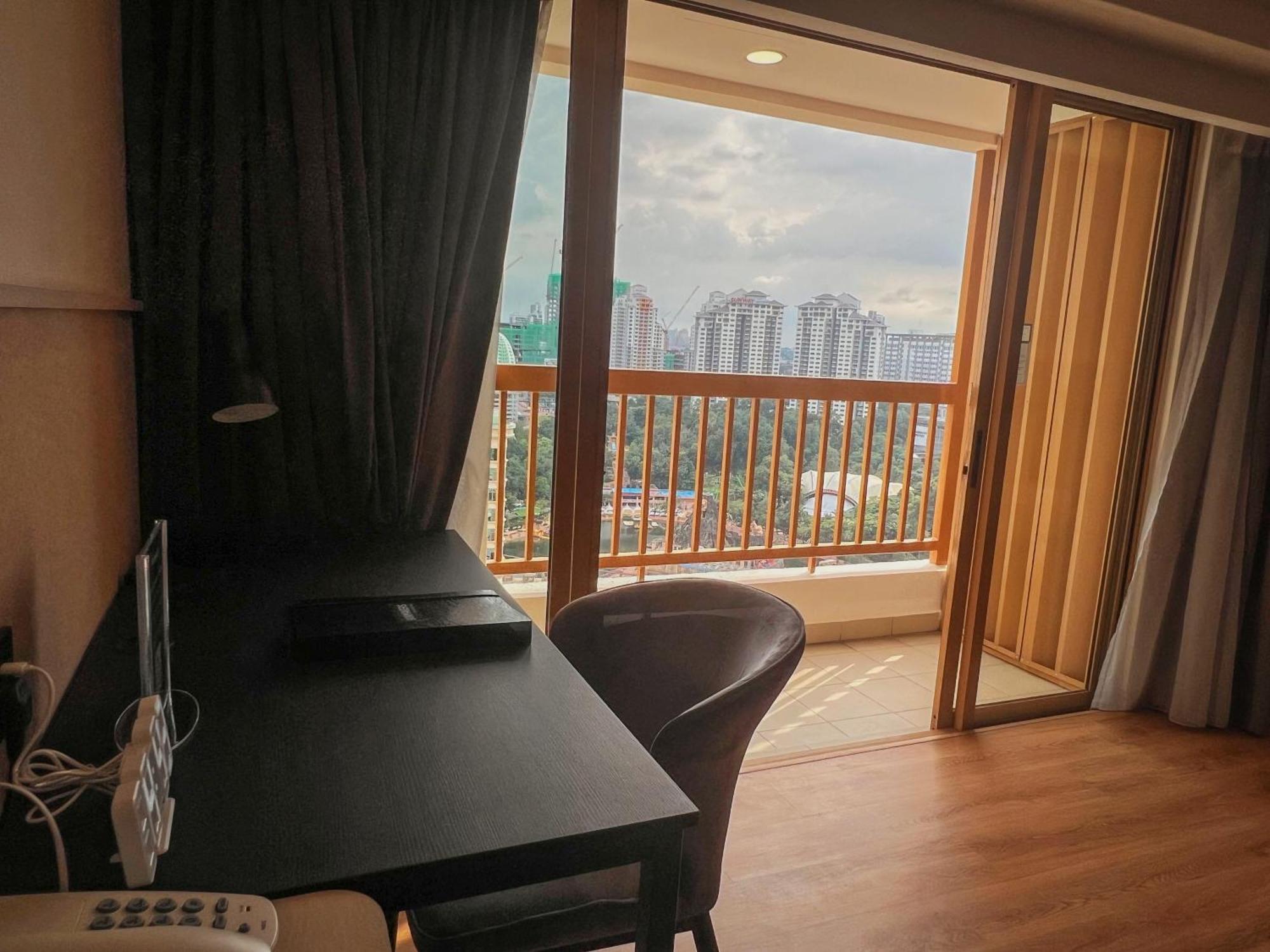 Resort Suites At Bandar Sunway Petaling Jaya Exterior foto
