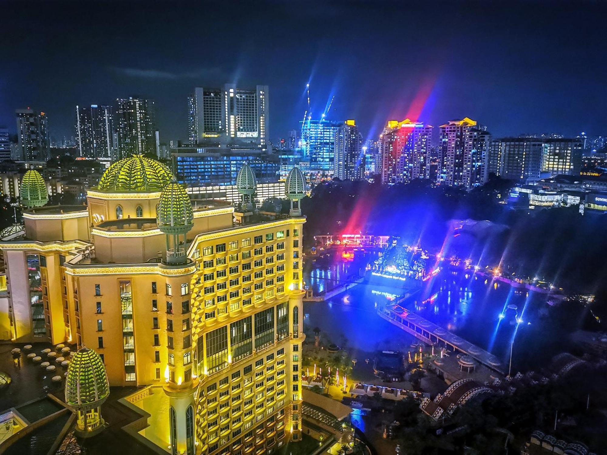 Resort Suites At Bandar Sunway Petaling Jaya Exterior foto